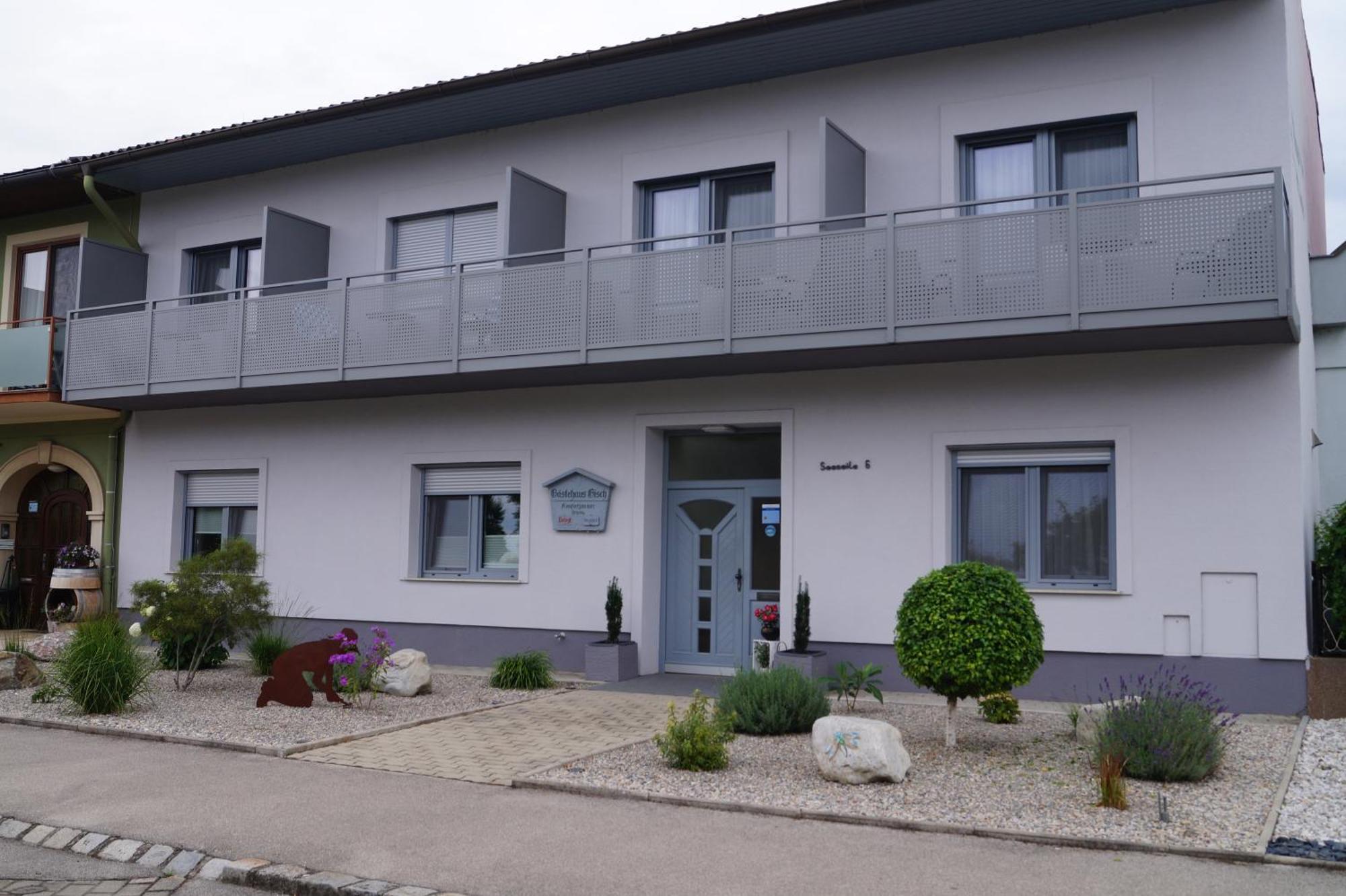 Gaestehaus Gisch Sandra Podersdorf am See Eksteriør billede